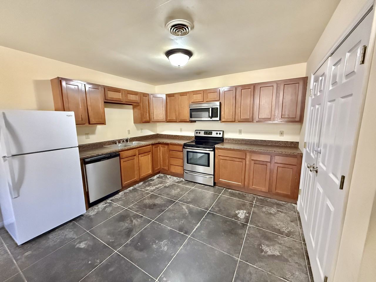 510 Pine Street - Photo 6 of 10