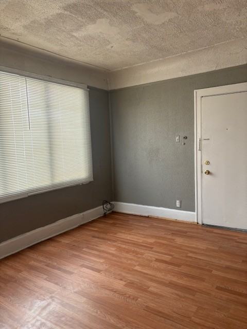 3266 Pasadena Street - Photo 4 of 25