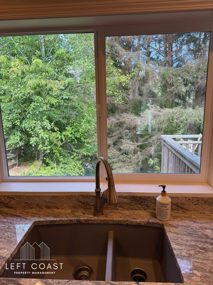 6106 Ne Oar Dr #1 - Photo 6 of 21