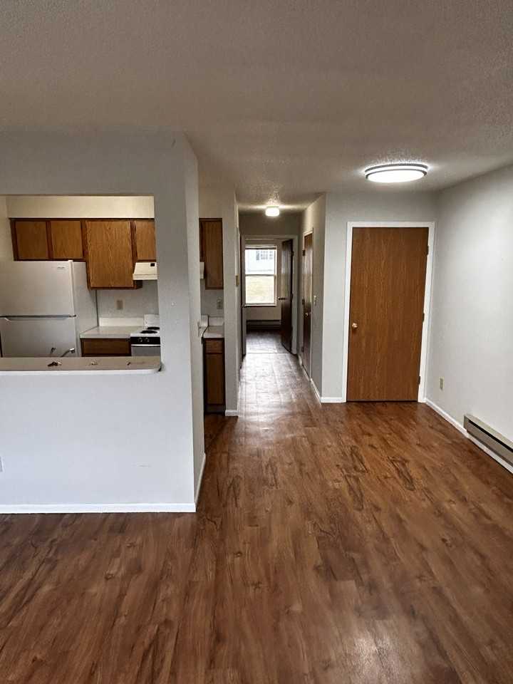 201 North Woodwind Drive - Photo 3 of 8