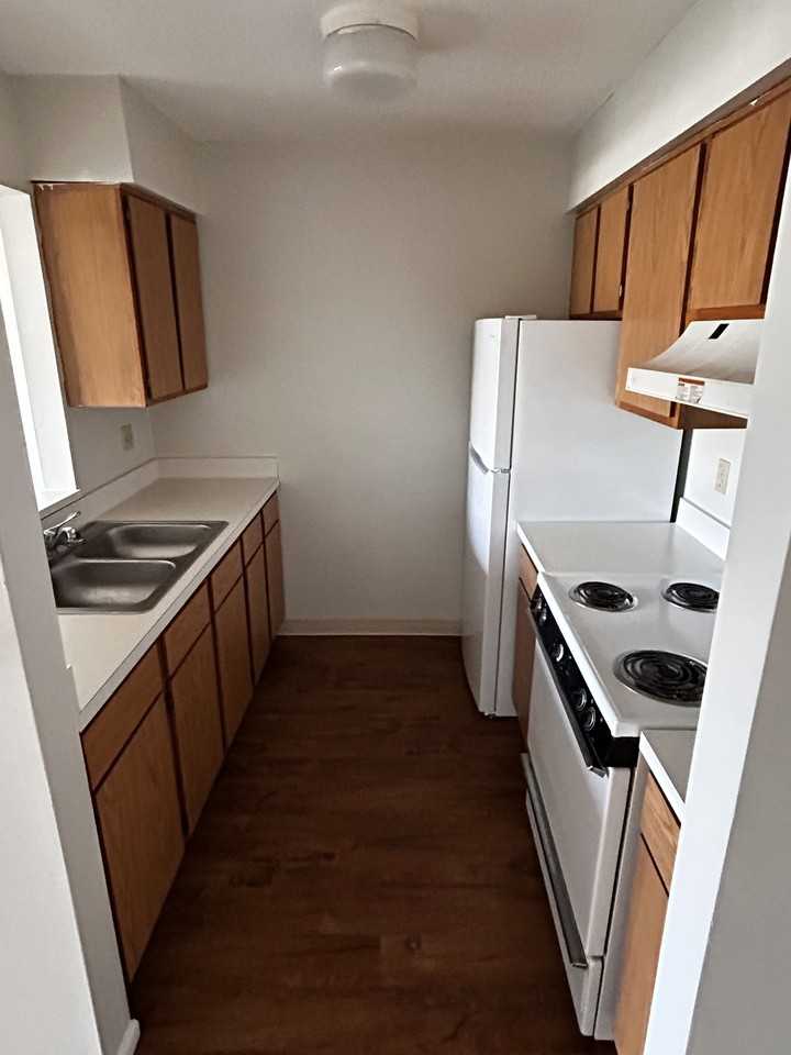 205 North Woodwind Drive - Photo 4 of 8