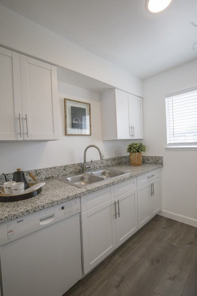 1171 Kenny Drive - Photo 4 of 25