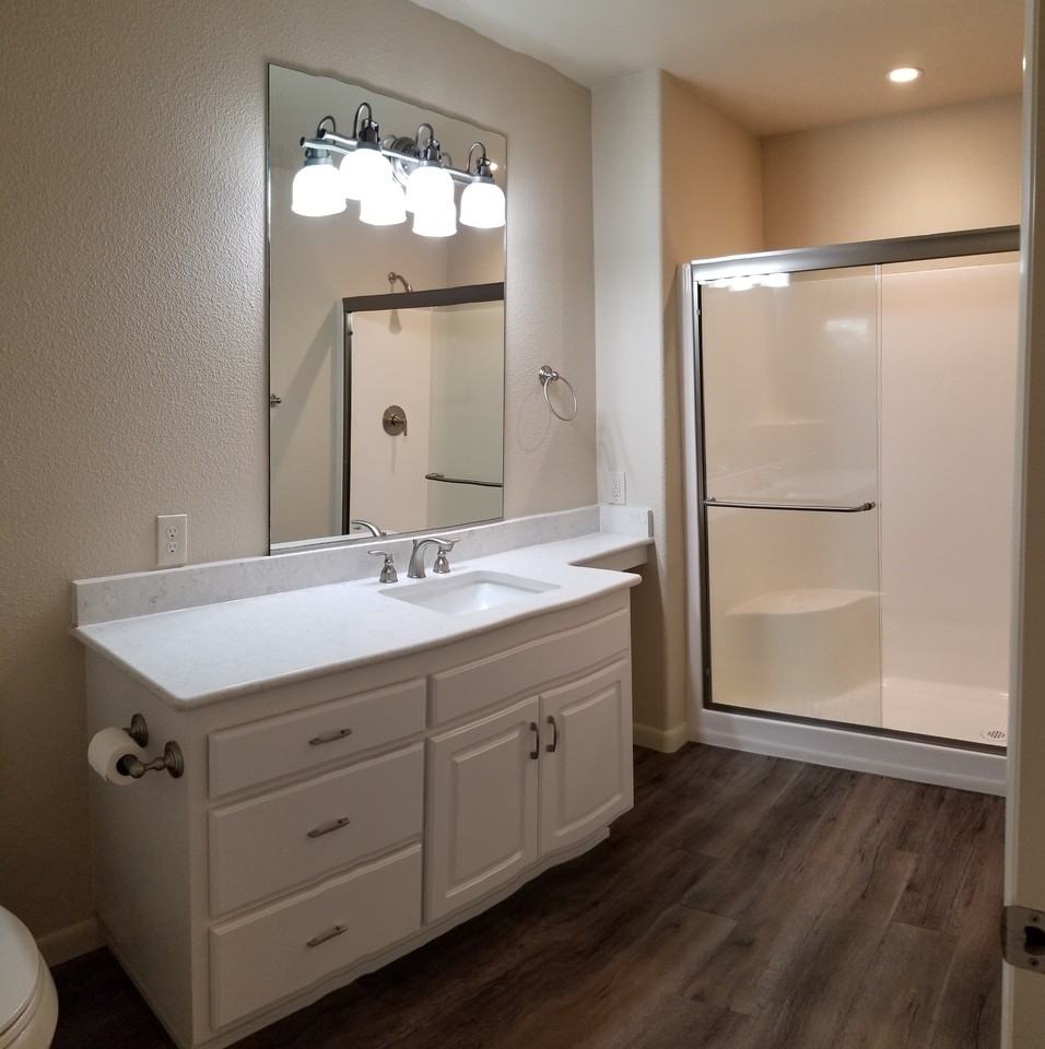 Jefferson Court 105A - Photo 6 of 10