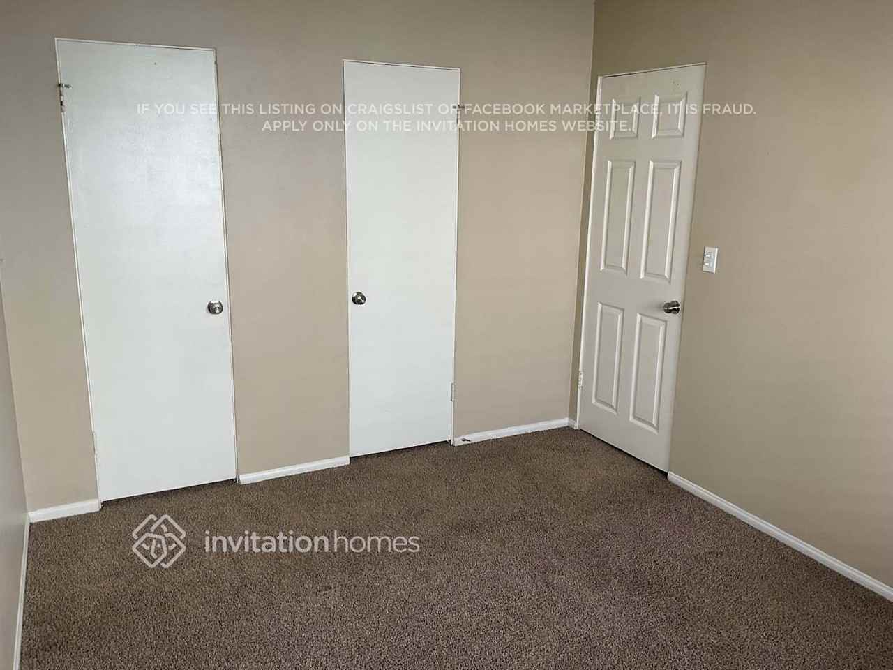 7943 Newcastle Ave - Photo 6 of 17