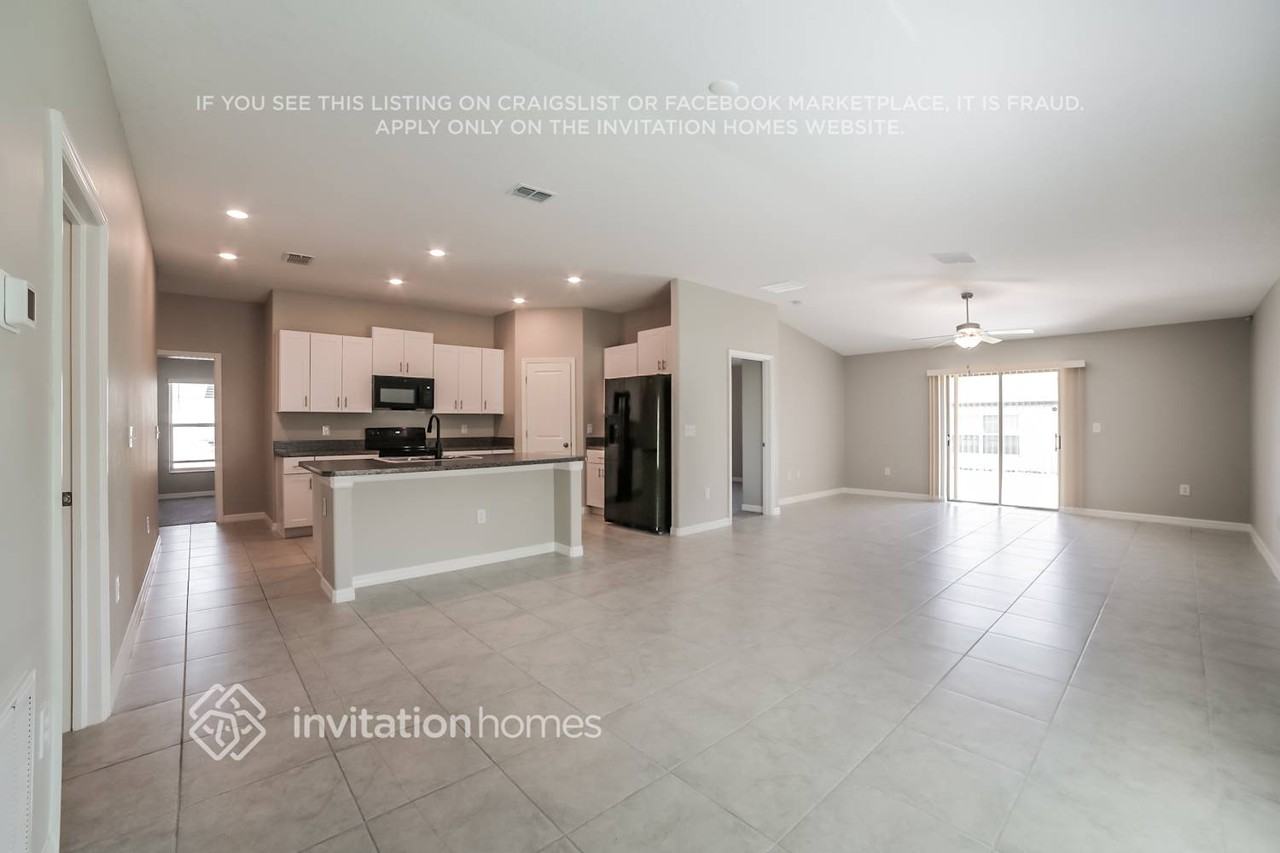 1893 Crinkle Leaf Ct - Photo 4 of 16