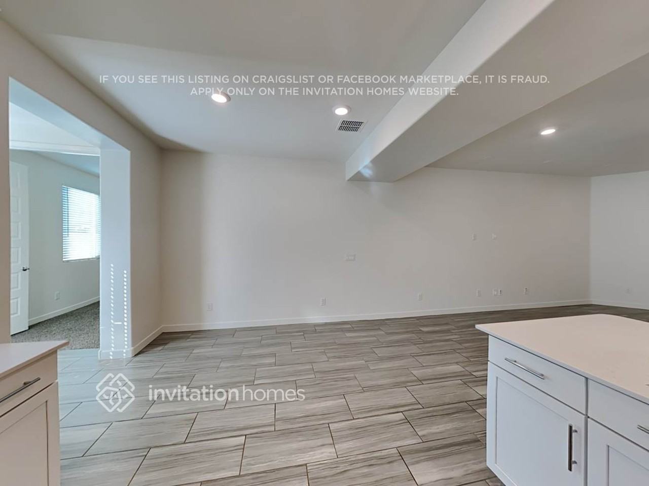 9613 W Getty Dr - Photo 5 of 18