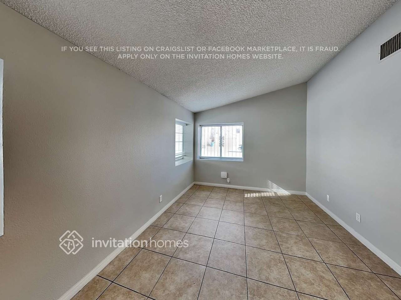 4041 Hazelridge Dr - Photo 7 of 17