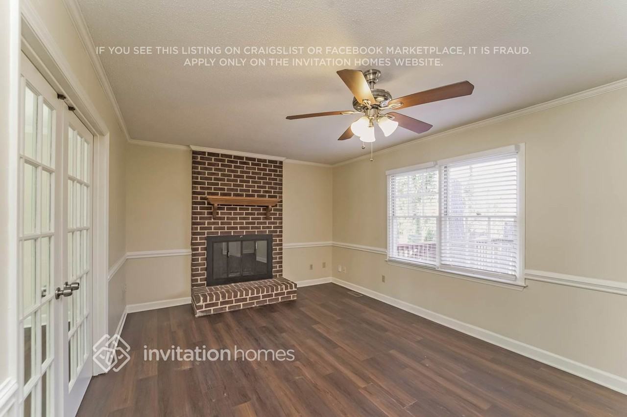 6554 Dougherty Dr - Photo 5 of 17