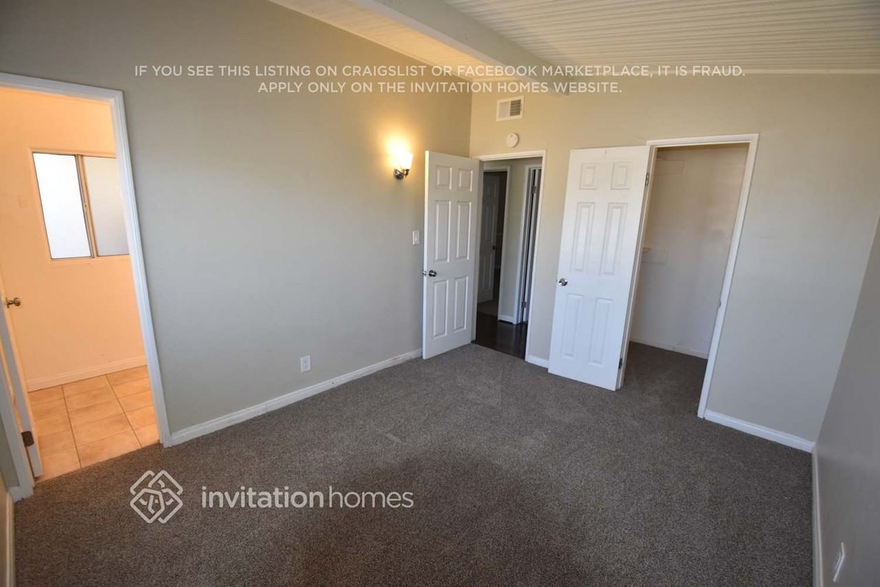 10831 Balboa Blvd - Photo 6 of 11