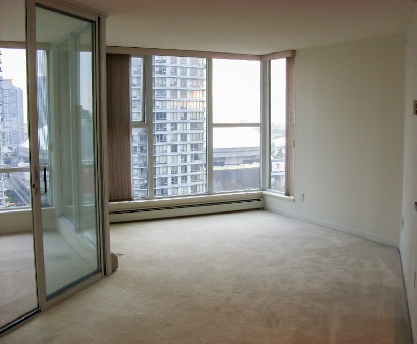 1009 Landmark 33 #2308 - Photo 2 of 6