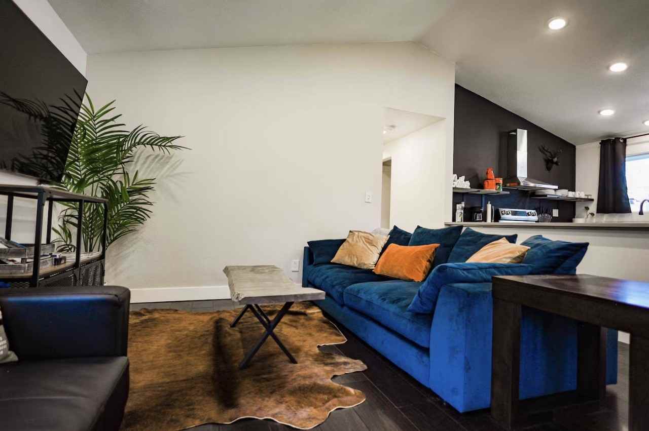 4541 Ne 19th Ave #1 - Photo 4 of 10