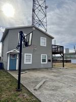 featured image of 1024 E Easton St #B