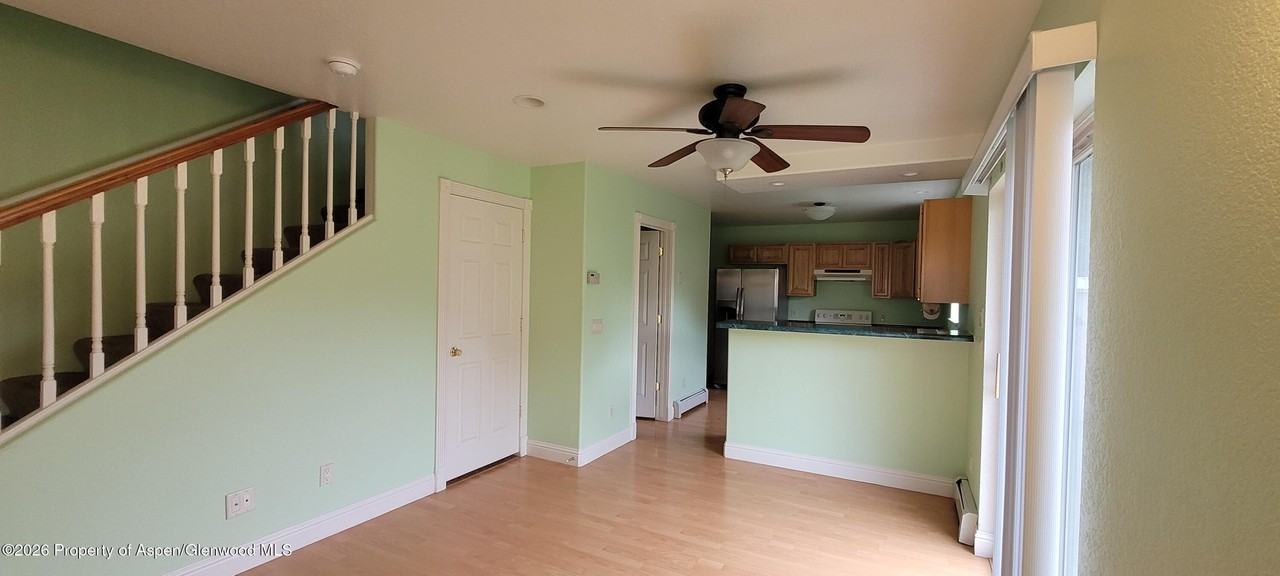 165 Caywood Cir - Photo 4 of 13