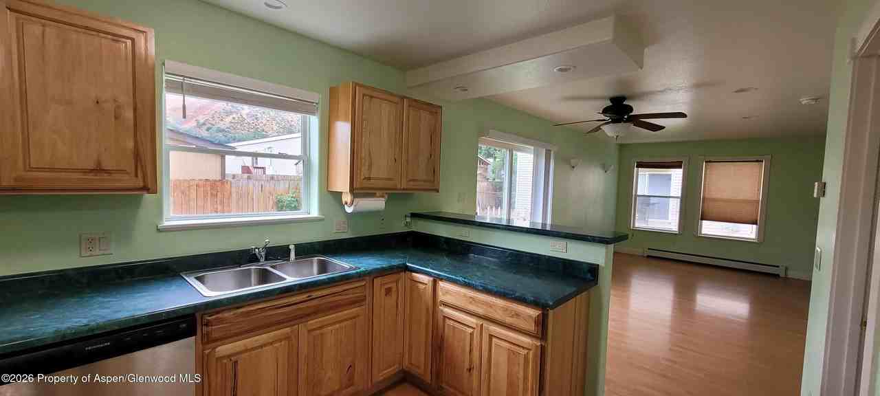 165 Caywood Cir - Photo 5 of 13