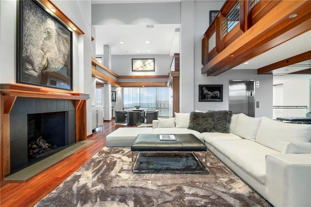 5 W Mountain St - Photo 3 of 50