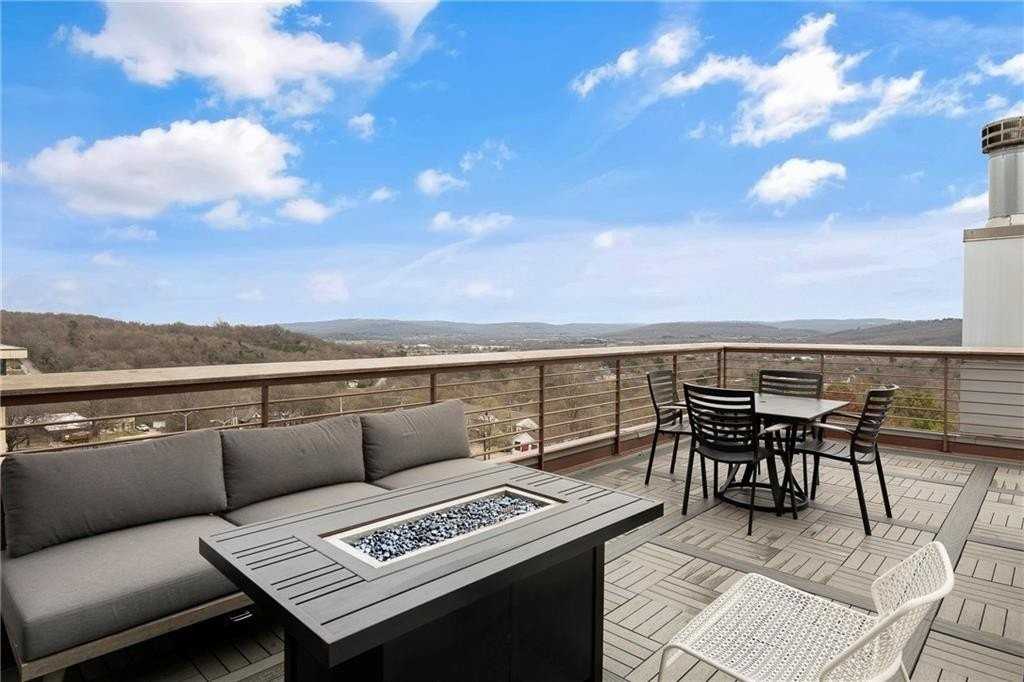 5 W Mountain St - Photo 6 of 50