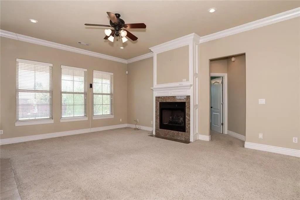 3911 Sw Sycamore St - Photo 5 of 18