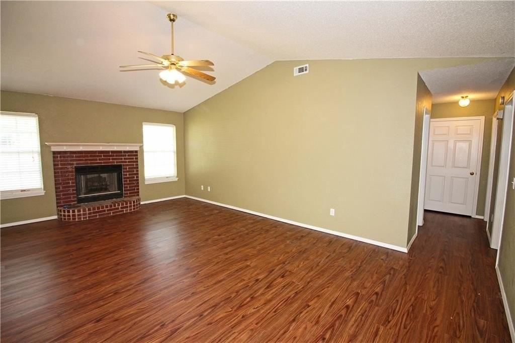 1205 Se 22nd St - Photo 7 of 19