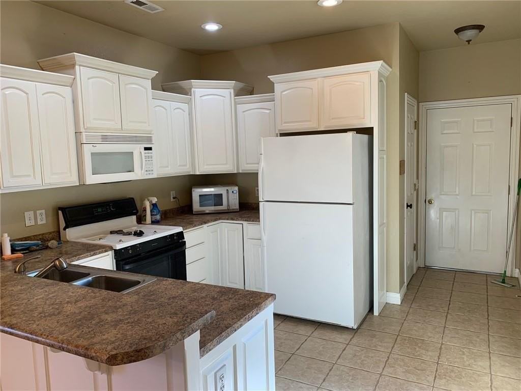 6453 Tall Oaks Loop S - Photo 4 of 11