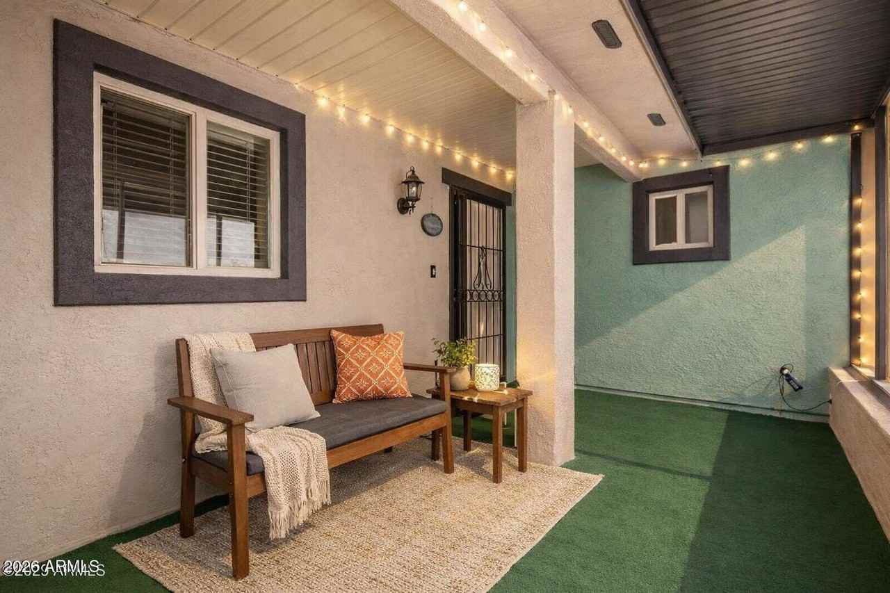 6224 E Dallas St - Photo 2 of 36