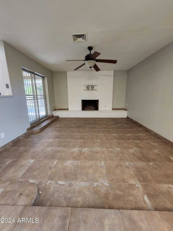 8609 N 16th Ave - Photo 5 of 16