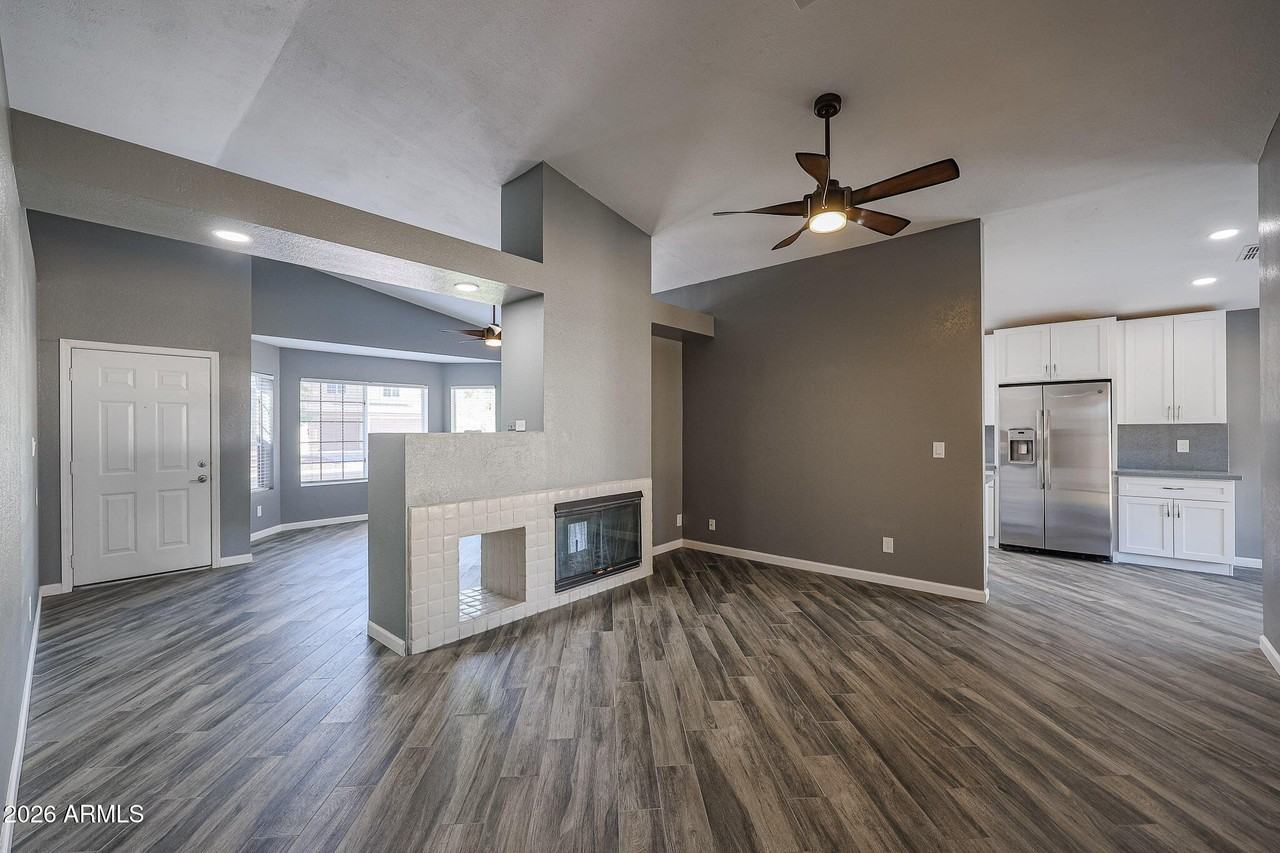 4053 W Cielo Grande - Photo 6 of 39