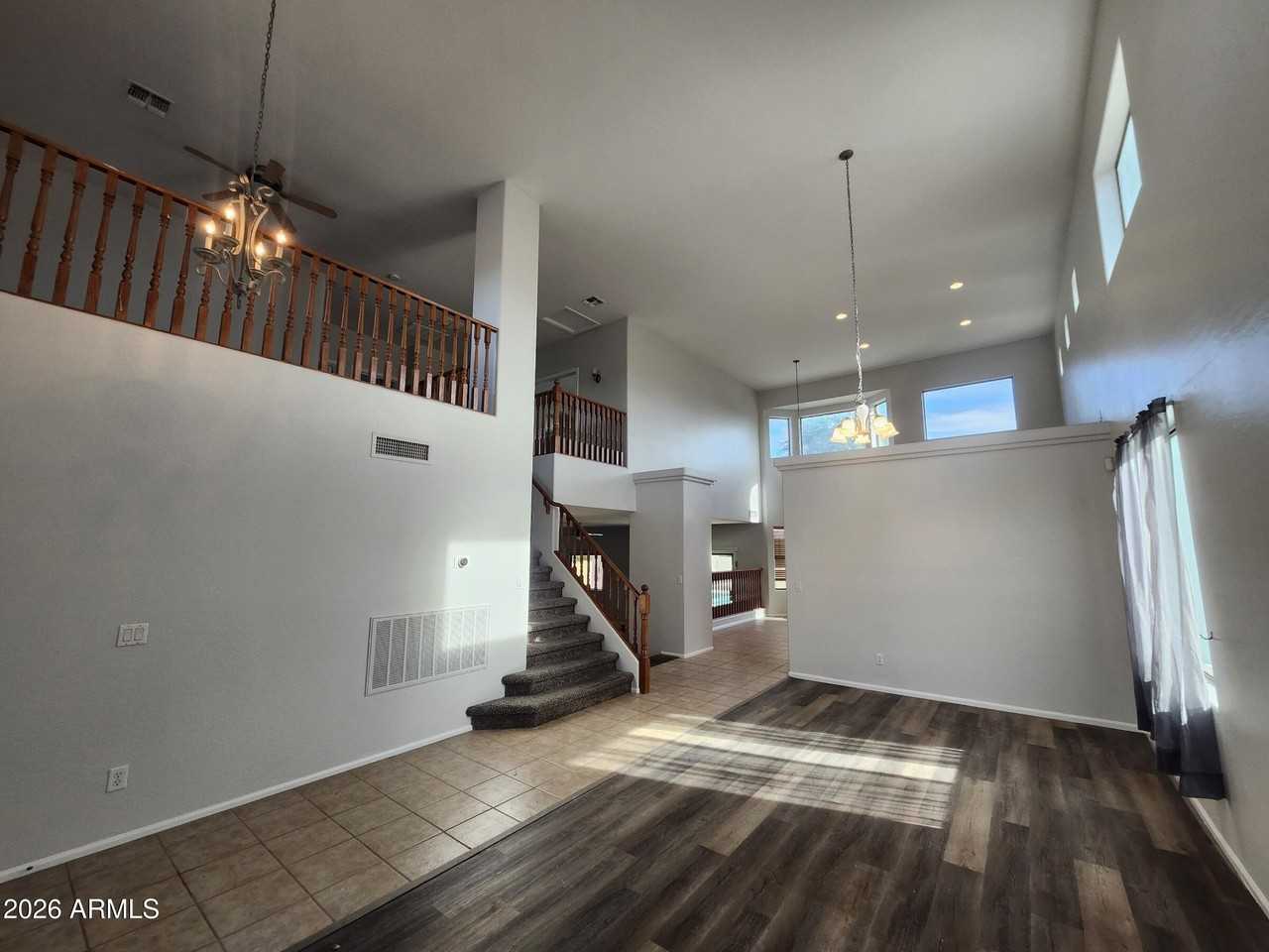 5705 N Castano Dr - Photo 2 of 34