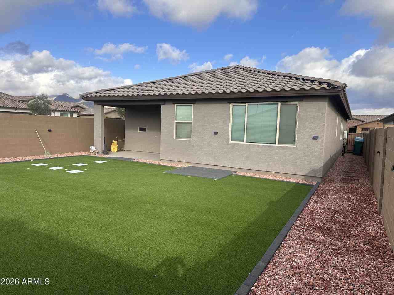 19449 W Pierson St - Photo 5 of 6