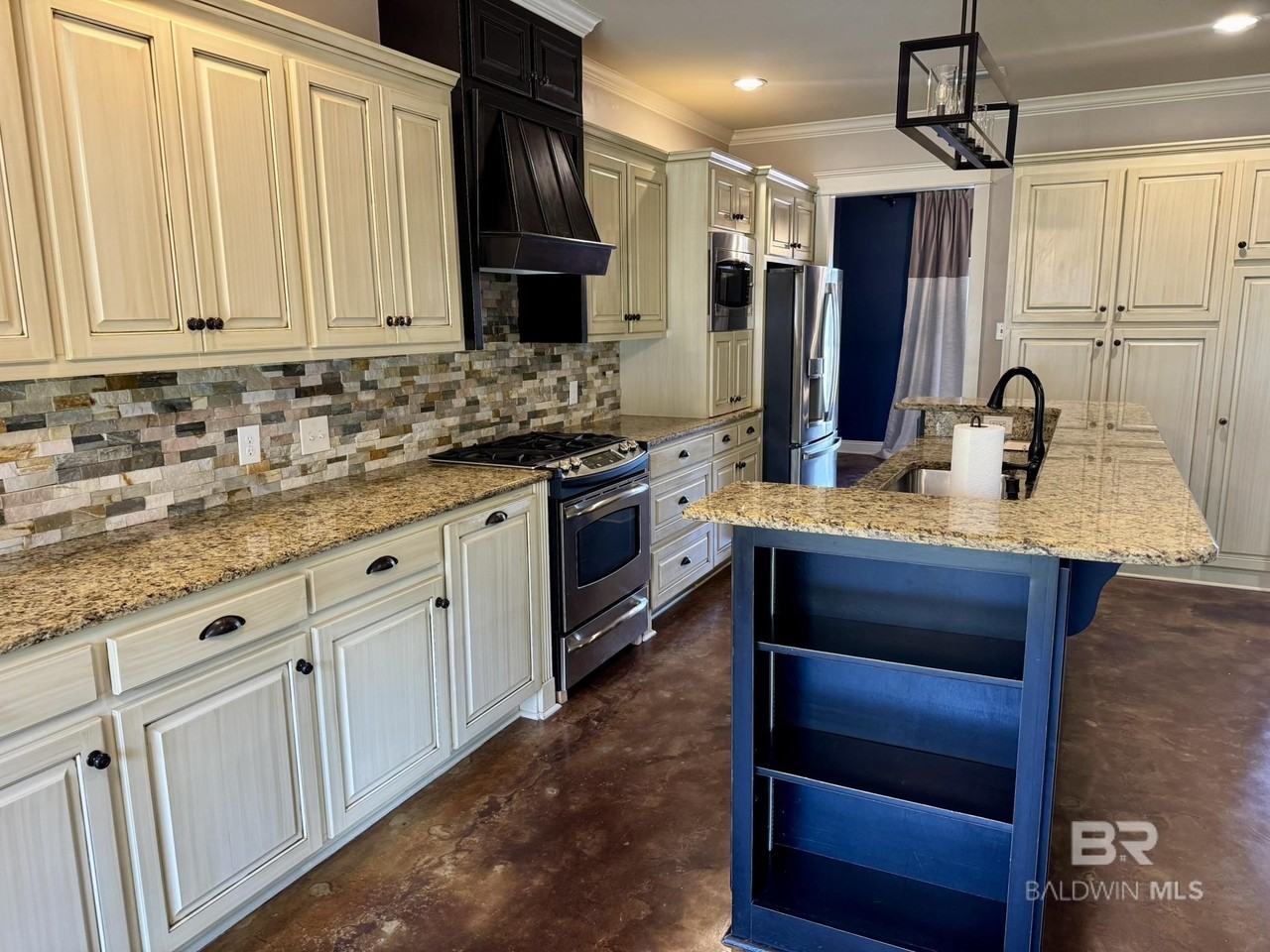 6991 Carson Ln - Photo 6 of 34