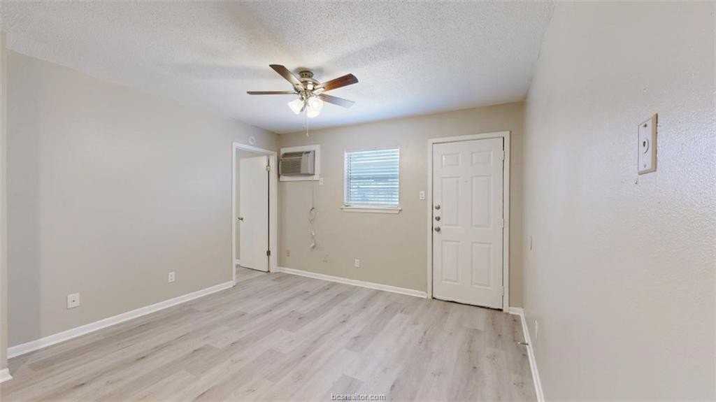 500 Foch St #16 - Photo 2 of 16