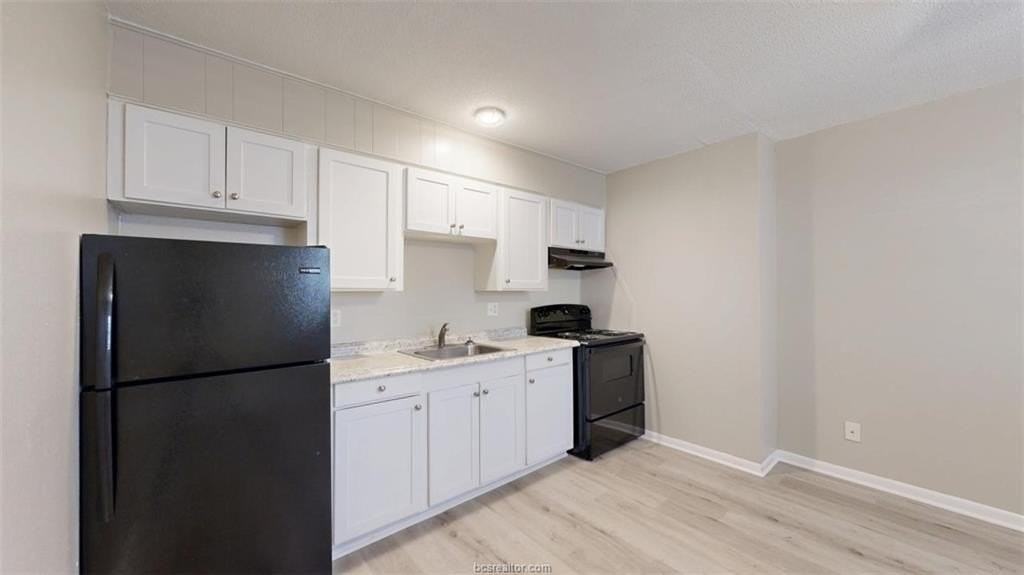 500 Foch St #16 - Photo 5 of 16