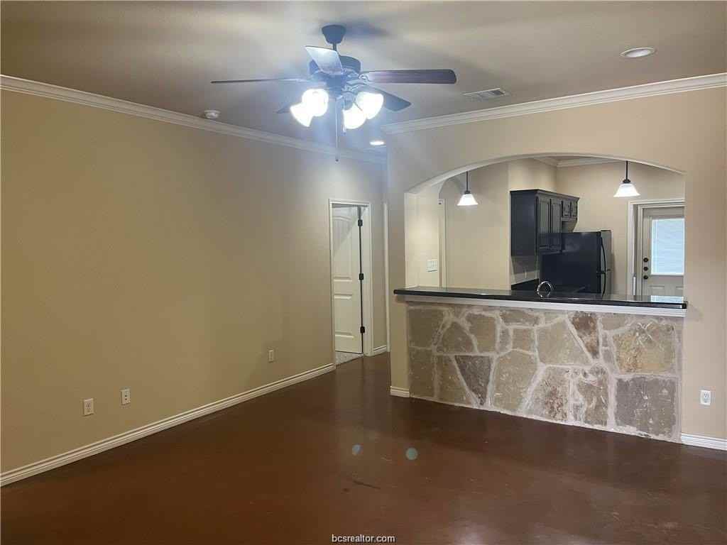 3326 Wakewell Ct - Photo 2 of 19