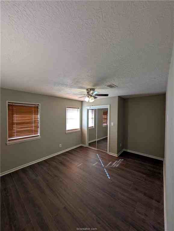 3007 Kim St - Photo 5 of 16