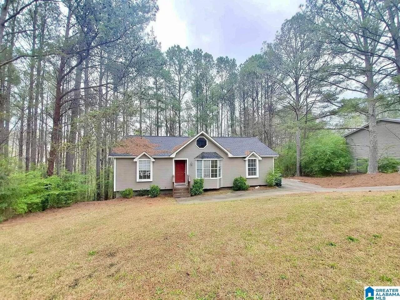 620 15th Ave Nw - Photo 2 of 17