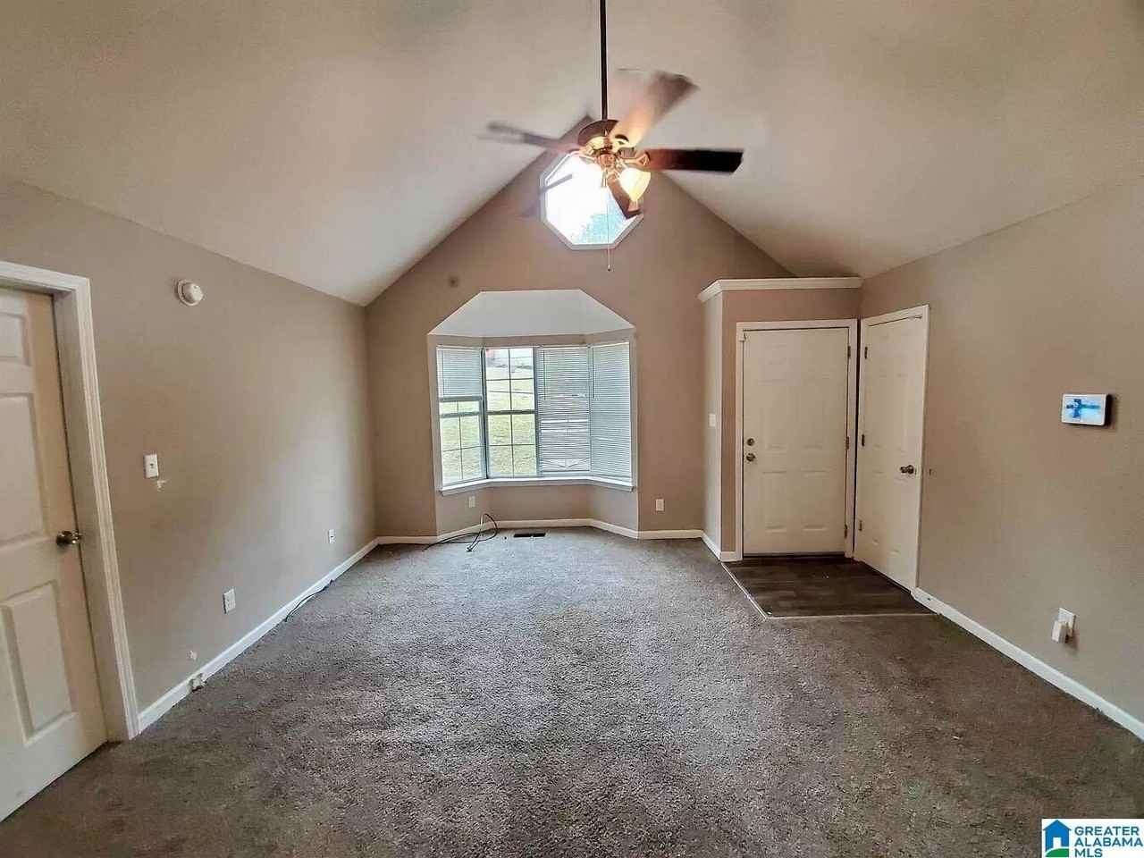 620 15th Ave Nw - Photo 3 of 17