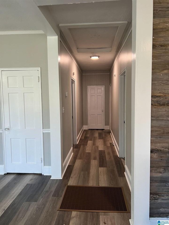 307 W Parkway - Photo 6 of 13