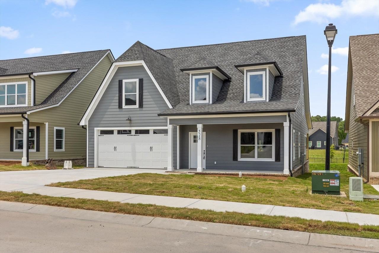 528 Willow Grove Ct - Photo 3 of 44