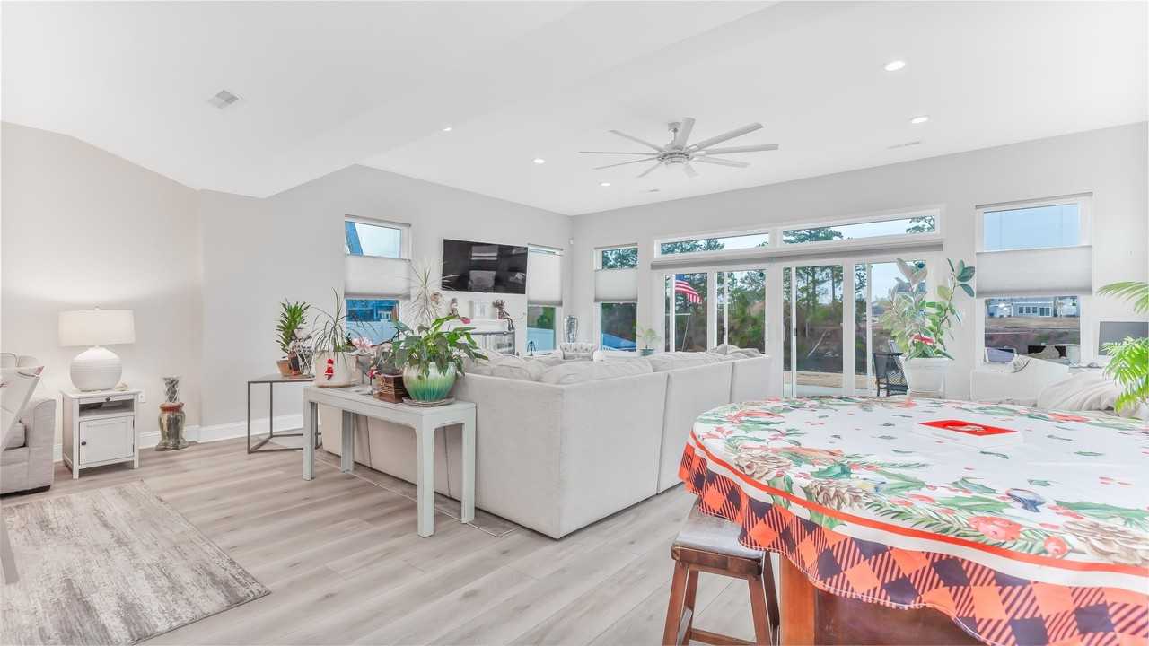 259 Pilothouse Dr - Photo 6 of 32