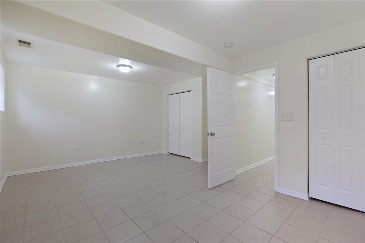 54 E 50th St #1 - Photo 7 of 11