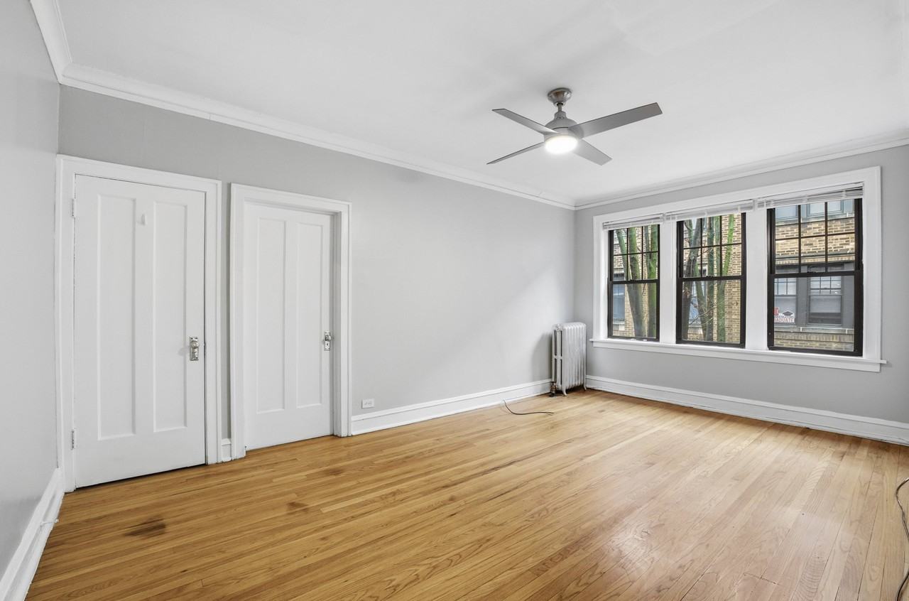 2336 W Addison St #I2 - Photo 5 of 17