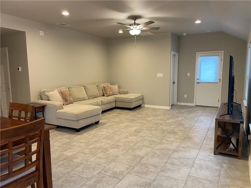 2674 Excelsior Blvd - Photo 3 of 14