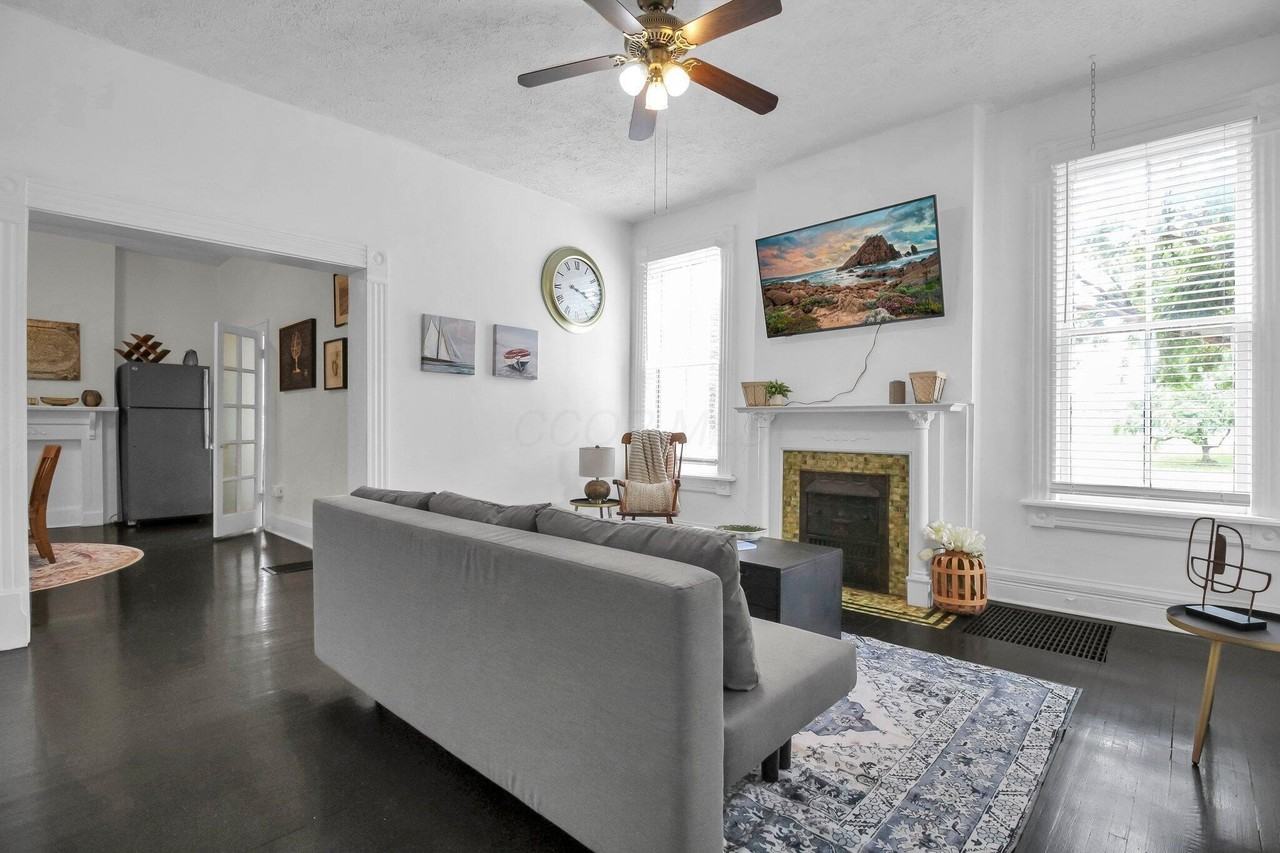 174 Reinhard Ave - Photo 3 of 40