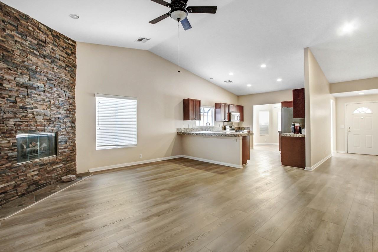 68695 Vista Chino - Photo 2 of 14