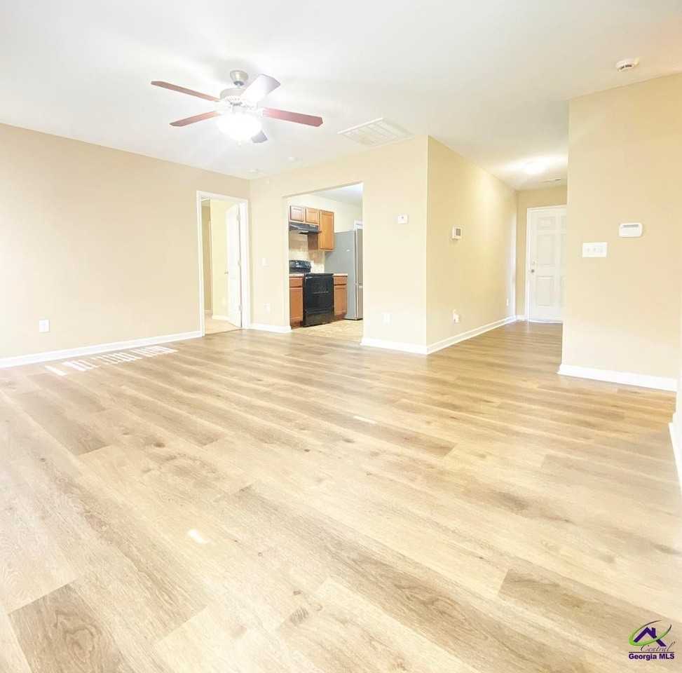 115 Bridgeport Ln - Photo 5 of 20