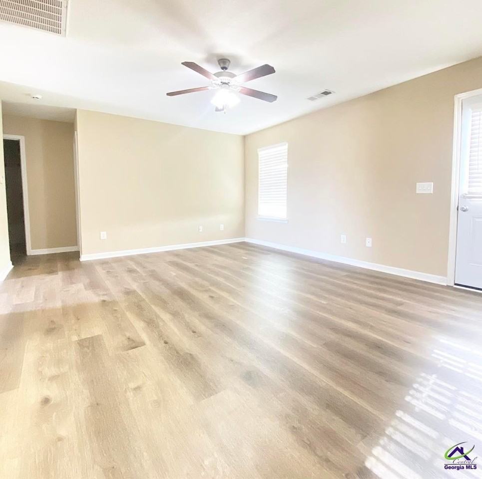 115 Bridgeport Ln - Photo 6 of 20