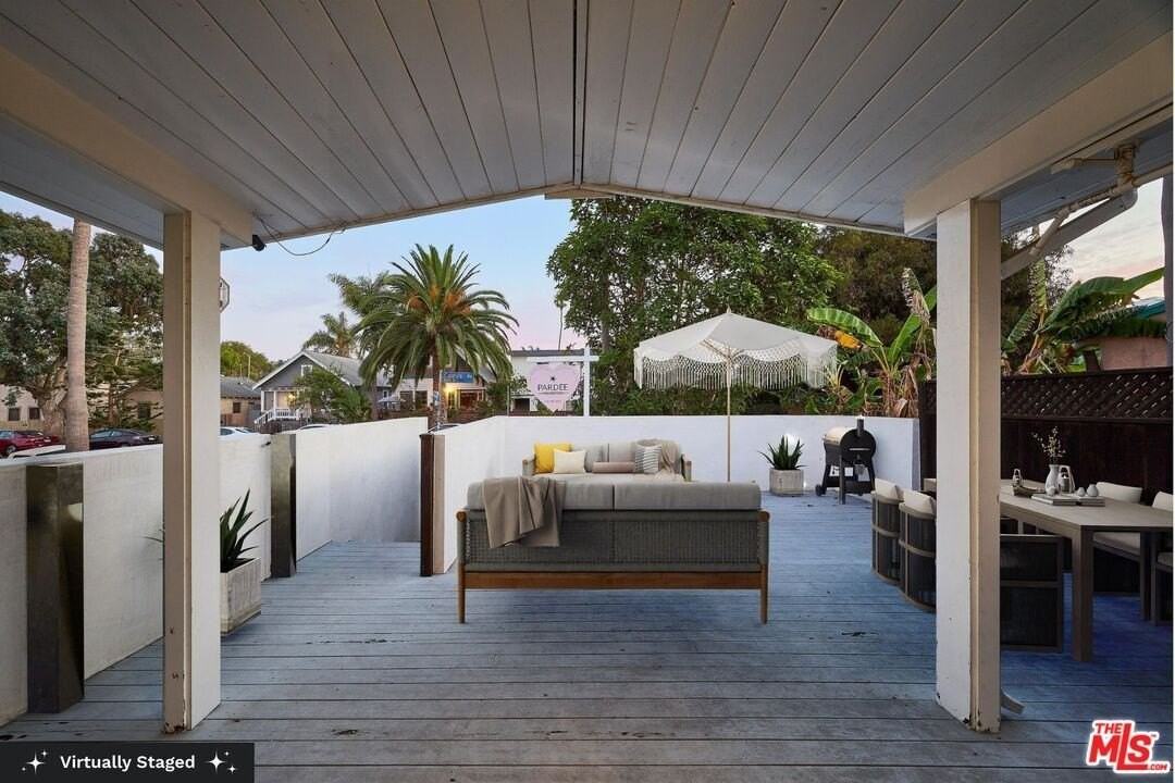 1141 Cabrillo Ave - Photo 2 of 22