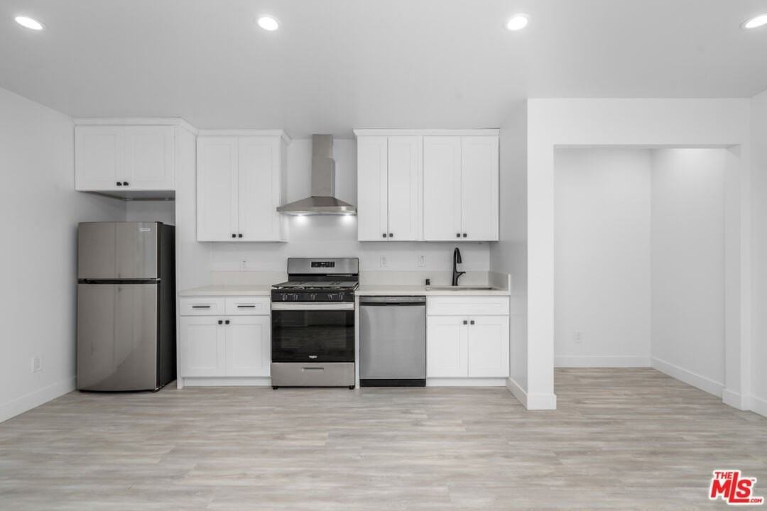 2448 Boulder St Apt 10 #10 - Photo 3 of 5