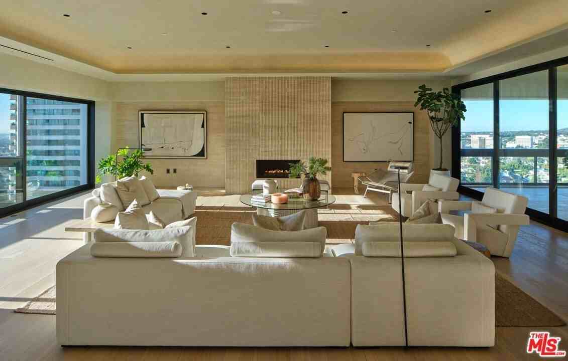 10445 Wilshire Blvd Unit Ph #PH - Photo 4 of 25