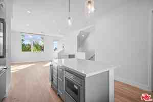 featured image of 3232 S Barrington Ave