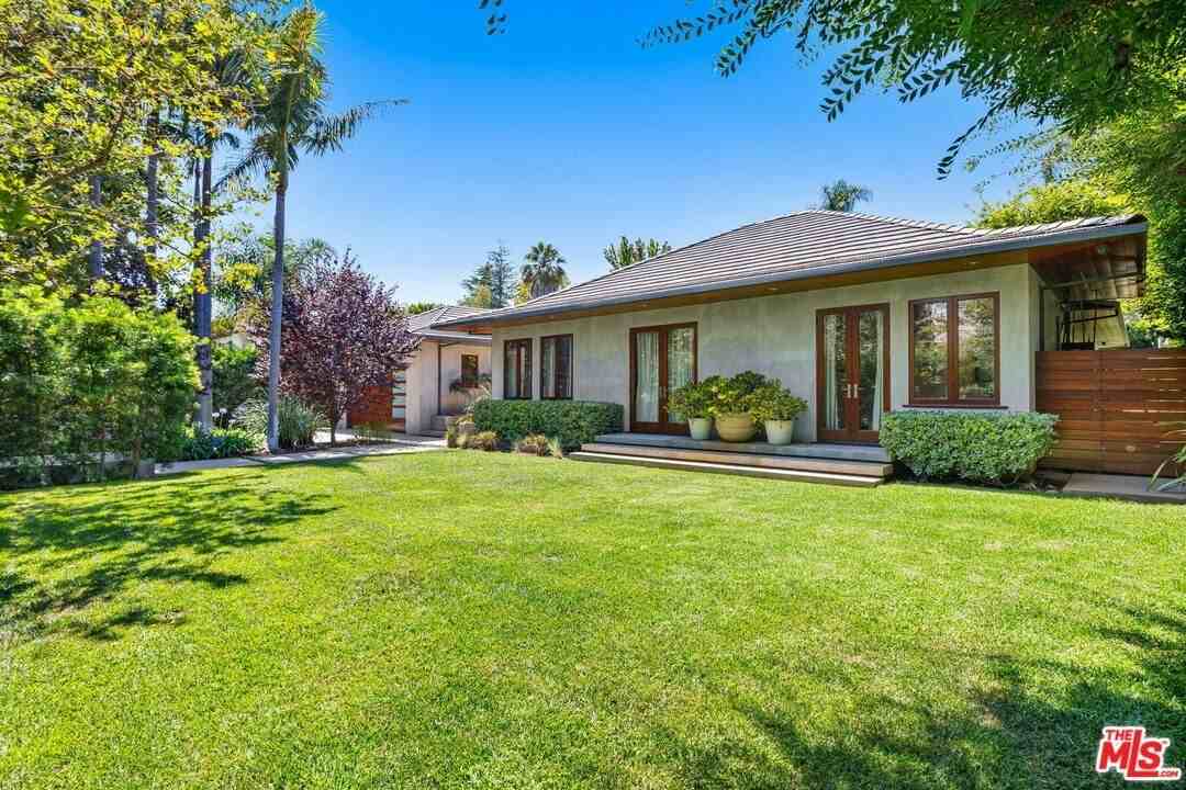 1125 Napoli Dr - Photo 4 of 25